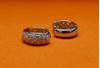 Image de « Pavé » huggies, boucles d'oreilles à charnière en argent sterling, incrustées de zircones cubiques rondes sur la face avant