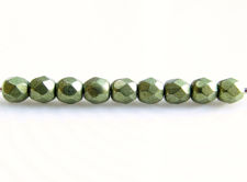Afbeeldingen van 2x2 mm, Tsjechische ronde facetkralen, varen groen, ondoorzichtig, suede goud